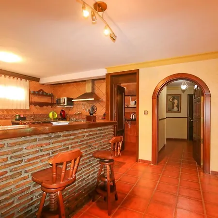 Villa Tess Gorilla Torremolinos