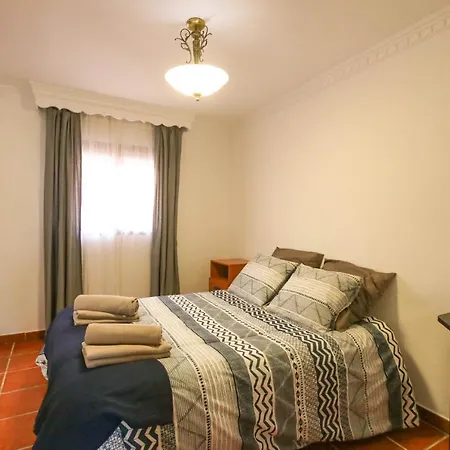 Villa Tess Gorilla