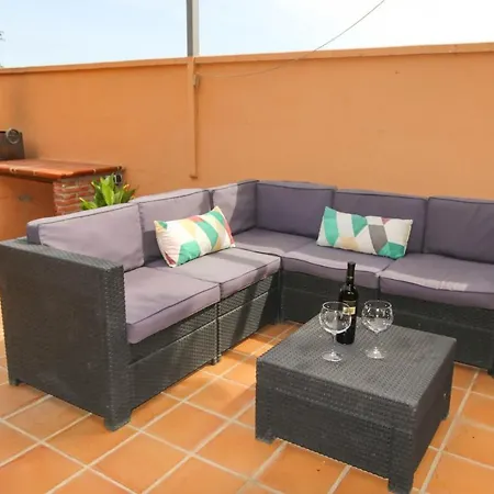 Tess Gorilla Villa Torremolinos